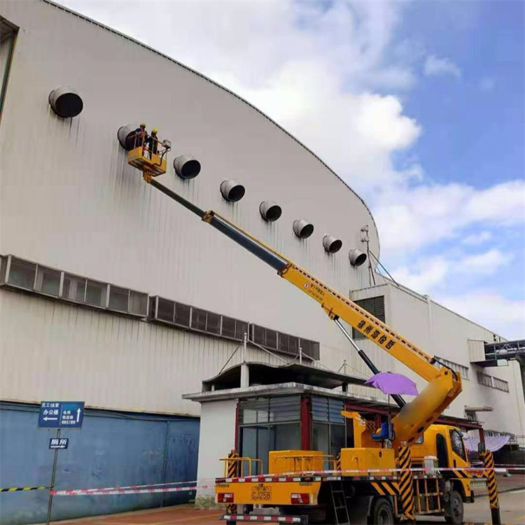 唐山丰润高空作业车出租服务：专业广告牌安装解决方案